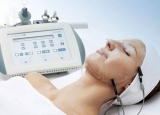 Tratamiento antiaging con el equipo facial Accura